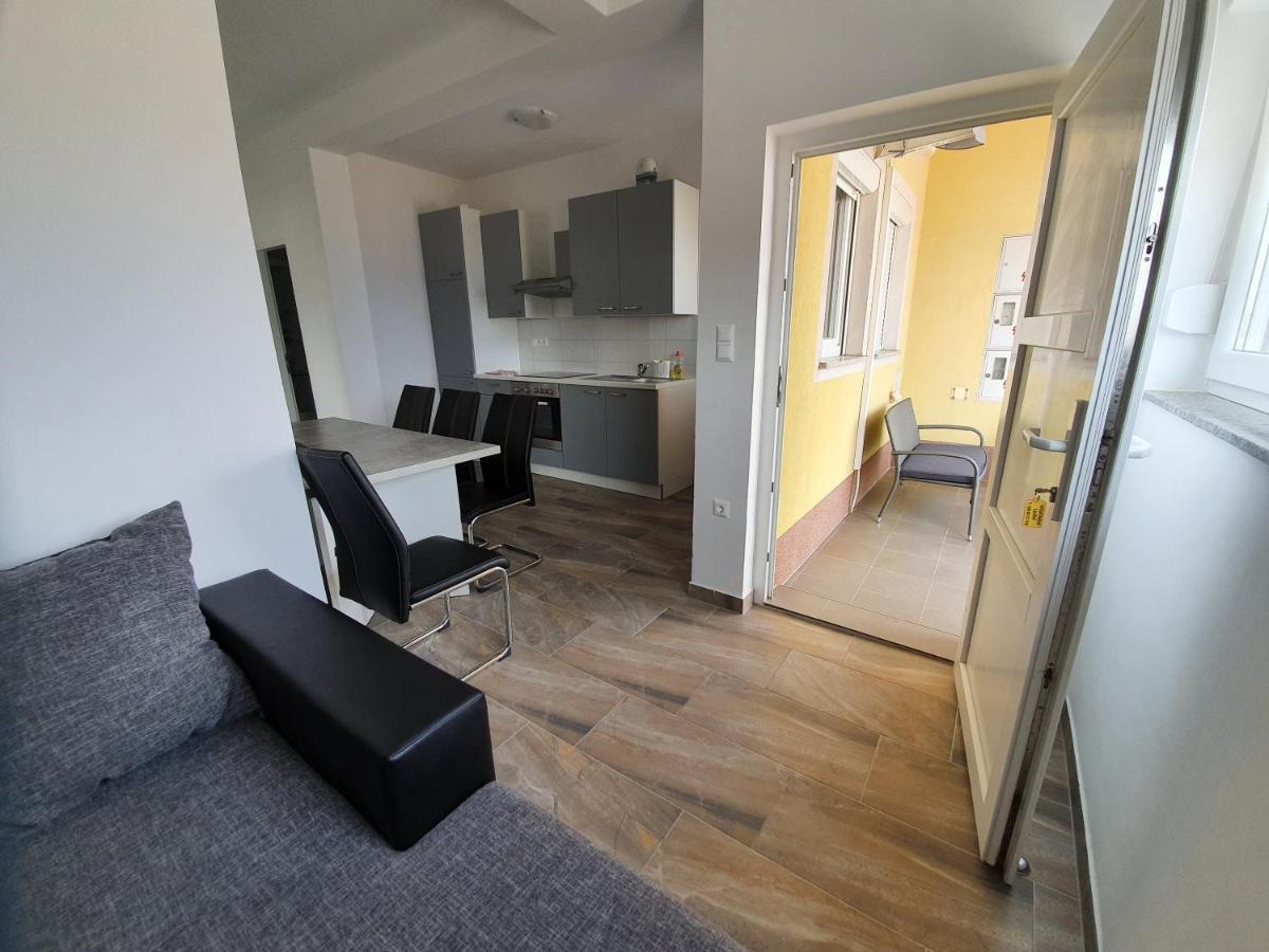Apartment Ljubic Pag Town