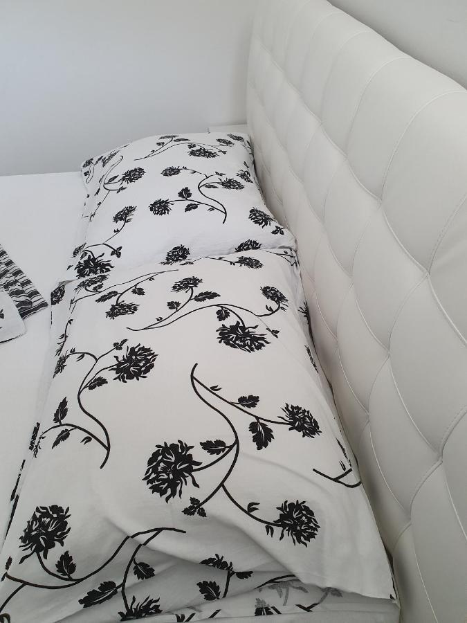 Ljubic Apartment *